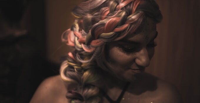How to get a watercolor effect on a wig with vibrant colors